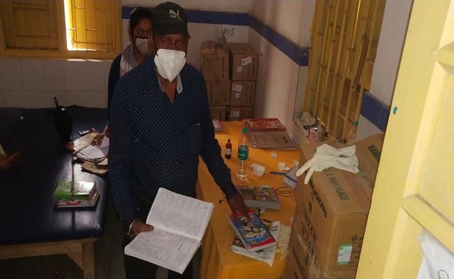 'अब काम करने की इच्छा नहीं रही...',मरीज के परिजनों ने की इमरजेंसी ड्यूटी में तैनात डॉक्टर की पिटाई, हड़ताल पर गए सभी कर्मी