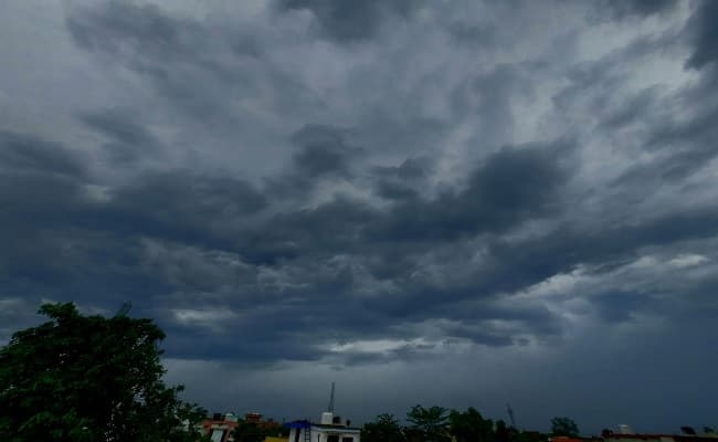जम्मू कश्मीर के किश्तवाड़ में बादल फटने से पांच की मौत, तीन दर्जन से ज्यादा लोग बहे, राहत और बचाव कार्य जारी