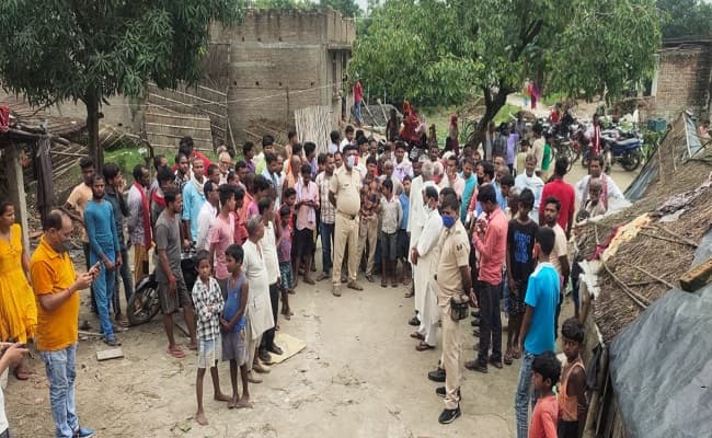 खुद को पुलिस बताकर आधी रात में खुलवाया दरवाजा और चला दी ताबड़तोड़ गोलियां, मोतिहारी में बेखौफ अपराधियों ने की हत्या