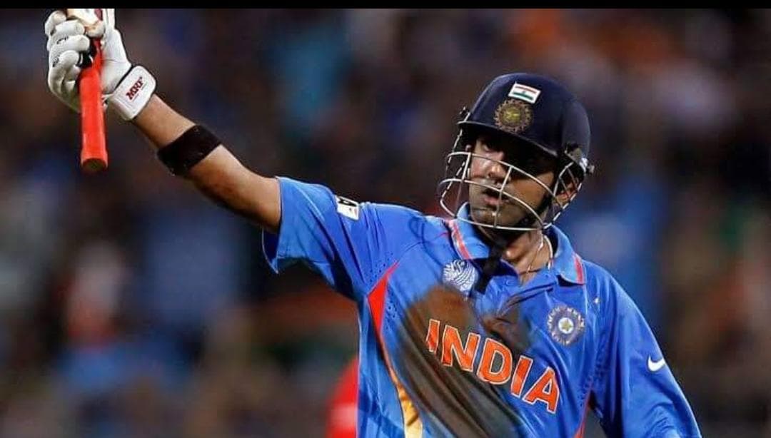 धौनी के बर्थडे पर गंभीर की तसवीर पर बवाल, फैन्स कर रहे जमकर ट्रोल, जानें क्या है मामला