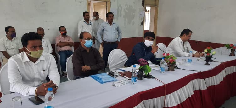 मेयर सुरेश के खिलाफ अविश्वास प्रस्ताव पास, पक्ष में 31 वोट और विरोध में 8 पार्षदों ने किया मतदान