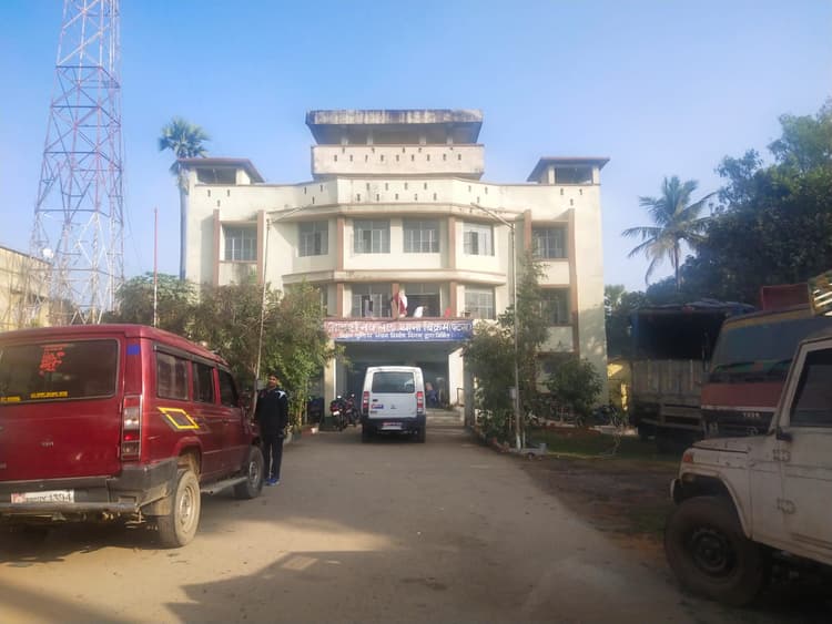 Bihar Panchayat Chunav: मतदान  से पहले बिक्रम में हथियार के साथ तीन गिरफ्तार, जेल भेजे गए