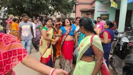 आरा में अपराधियों का कहर: तीन पर गोलीबारी, एक की मौत, एक जख्मी, दूसरा बाल-बाल बचा