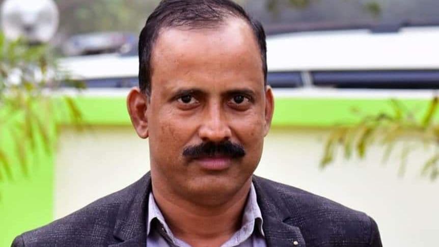 UP News: घोसी सांसद अतुल राय पर दुष्कर्म का आरोप लगाने वाली पीड़िता की मौत मामले में निलंबित डीएसपी बर्खास्त