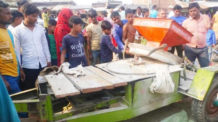 Aligarh News: अलीगढ़ में आटा चक्की फटने से 6 बच्चे घायल, एक की हालत गंभीर