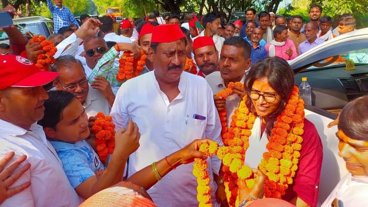 UP Election 2022: सपा छात्र सभा की राष्ट्रीय अध्यक्ष नेहा यादव पहुंची बरेली, भाजपा को बताया युवा विरोधी