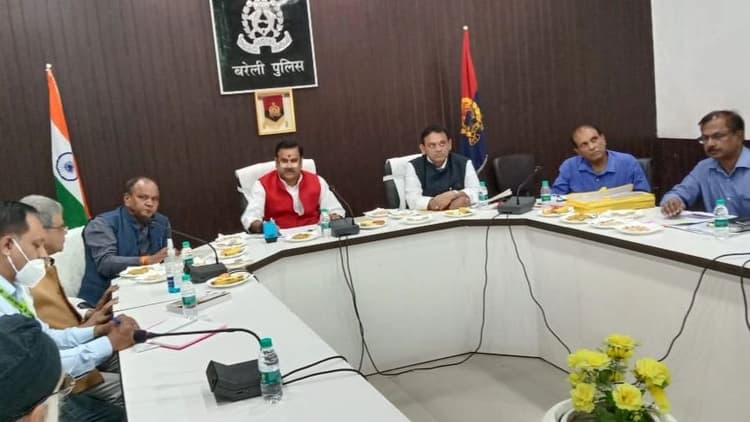 UP News: नये साल से पहले लोगों को मिलेगा नए पुलों की सौगात, बरेली में बोले जलशक्ति मंत्री महेंद्र सिंह