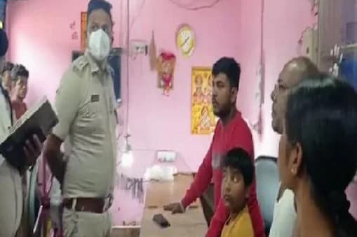 Bihar Crime News: दरभंगा में 30 लाख की डकैती,  4 बाइक पर सवार 6 अपराधियों ने दिया घटना को अंजाम