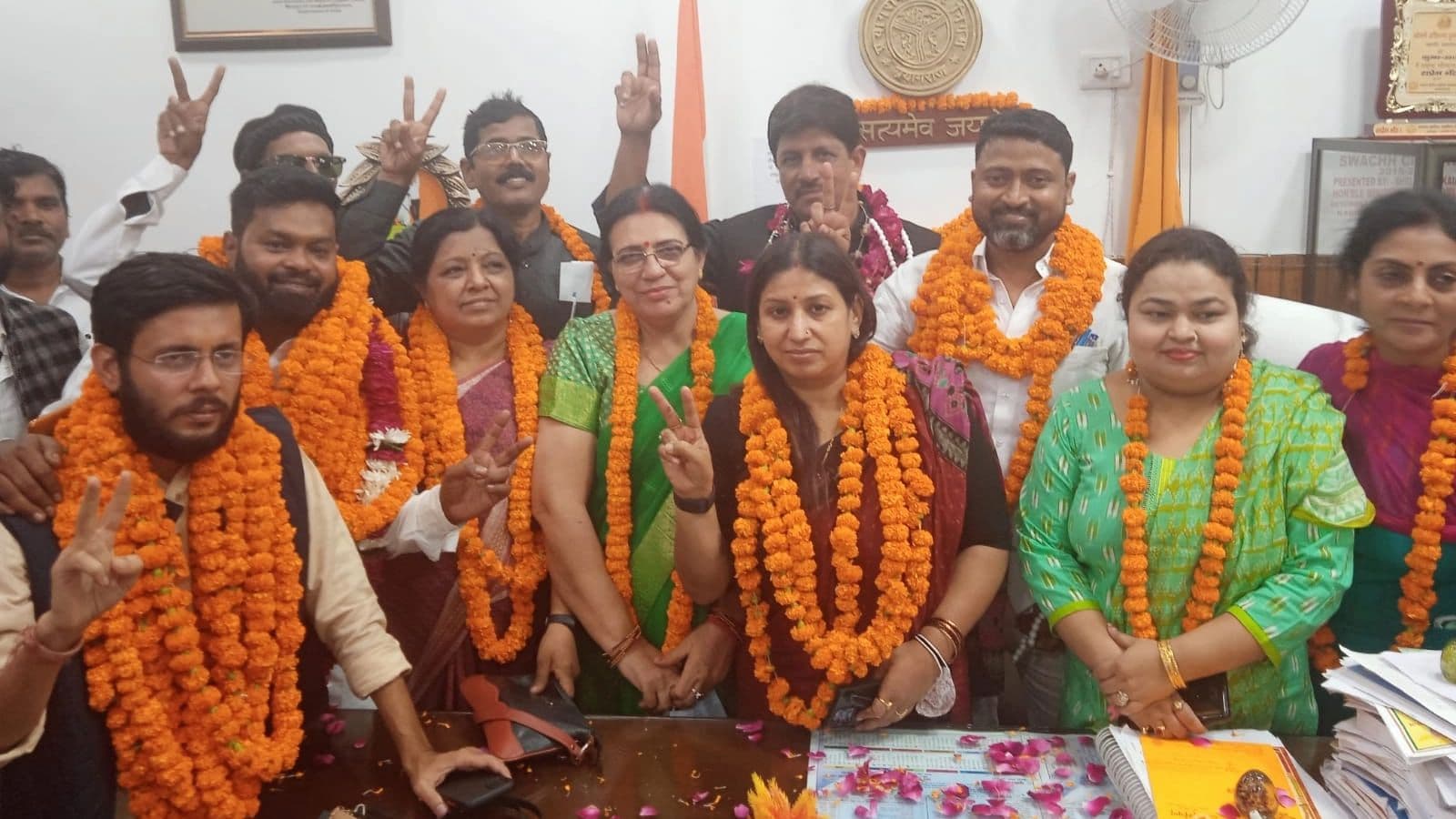 PDA सदस्य चुनाव : भाजपा-सपा में बराबर की टक्कर, विधायक हर्षवर्धन के करीबी का गणित बिगड़ा