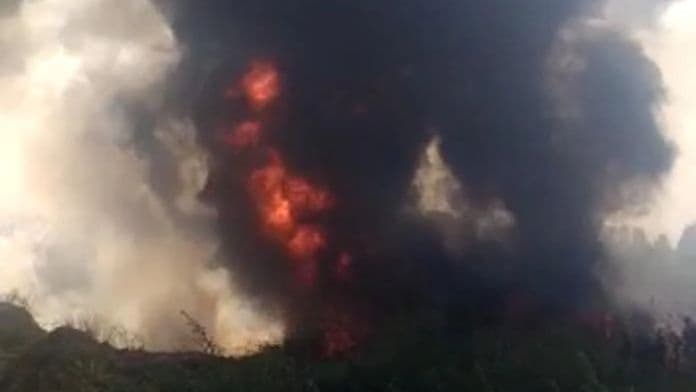 हजारीबाग के दनुआ घाटी में गैस लदे टैंकर में विस्फोट, 3 लोग जिंदा जले, दहशत में आस पास के लोग