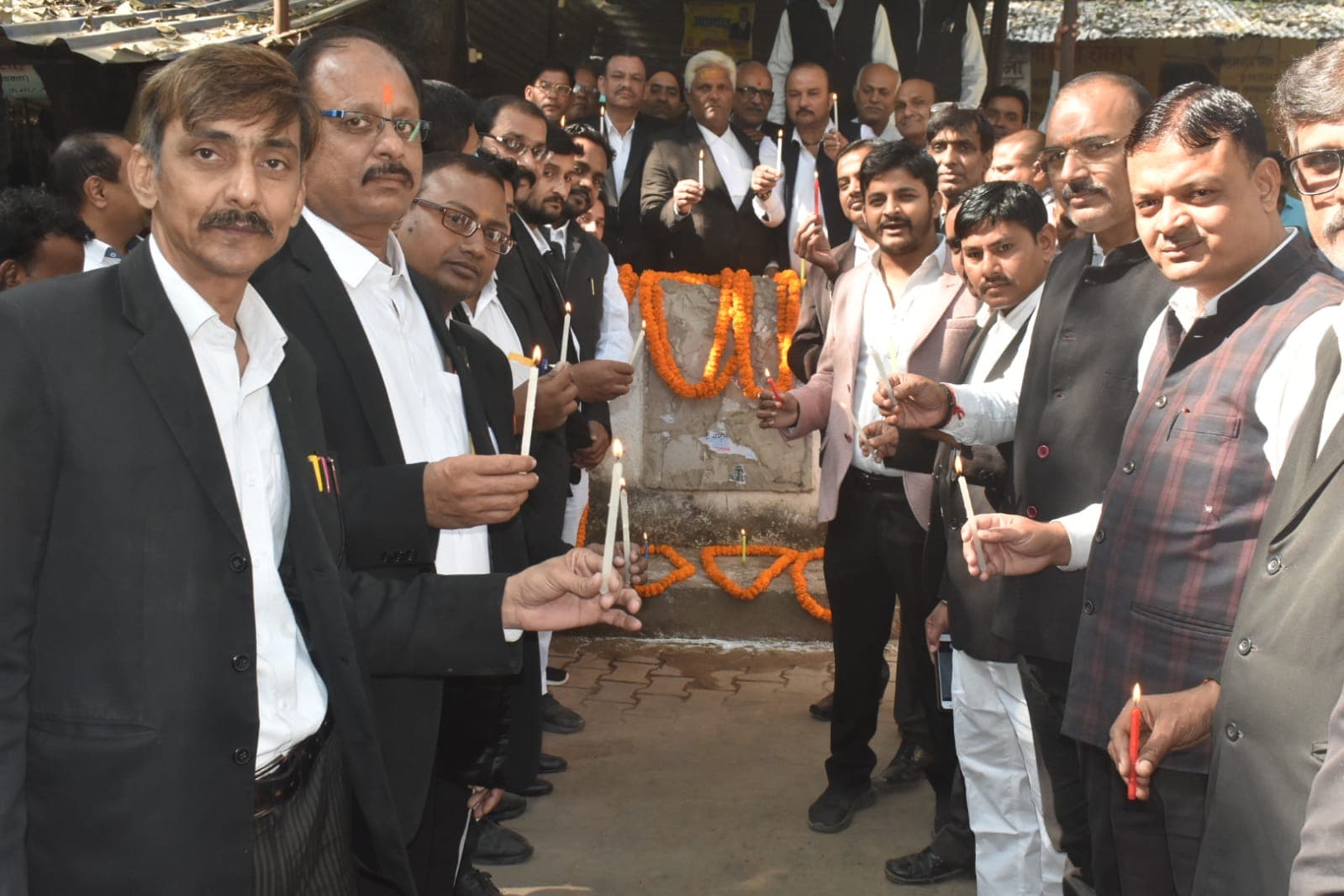 Varanasi News: बनारस कचहरी ब्लास्ट की 14वीं बरसी आज, शहीद वकीलों को दी गयी श्रद्धांजलि