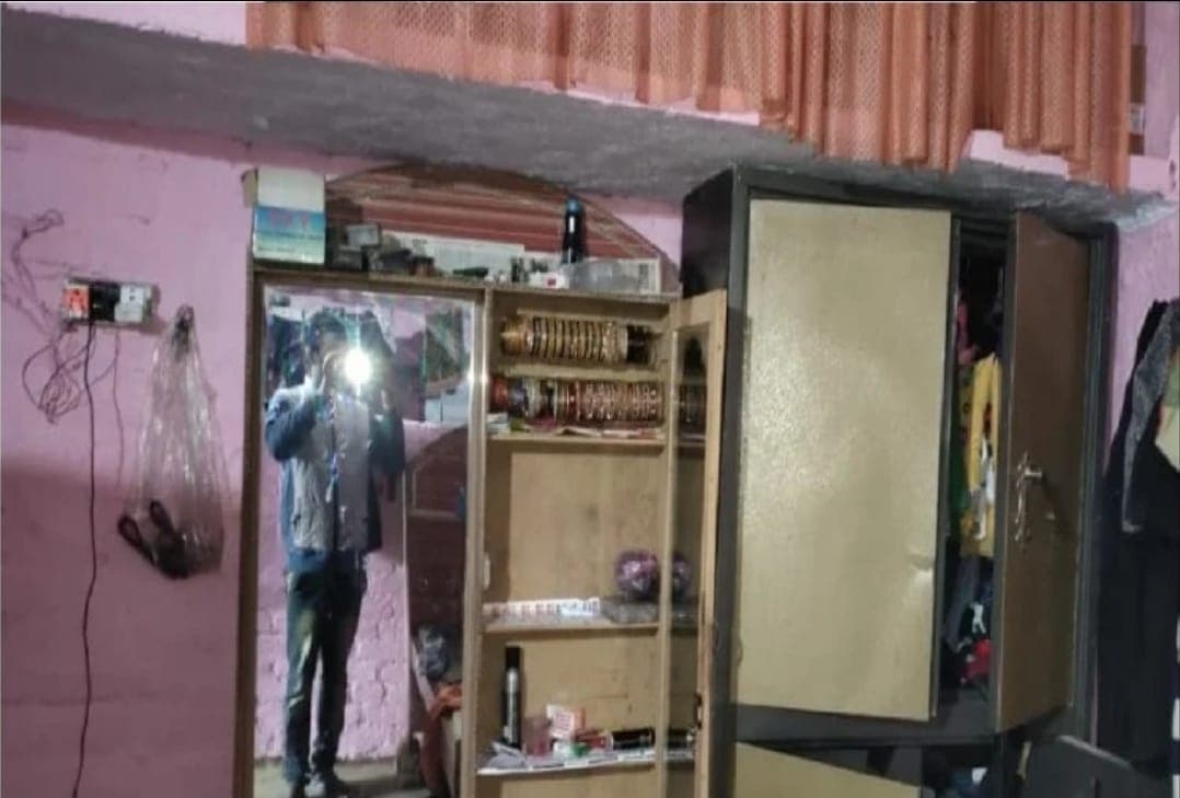 बरेली में परिवार को बंधक बनाकर लाखों की लूटपाट, पुलिस पर लगे गंभीर आरोप