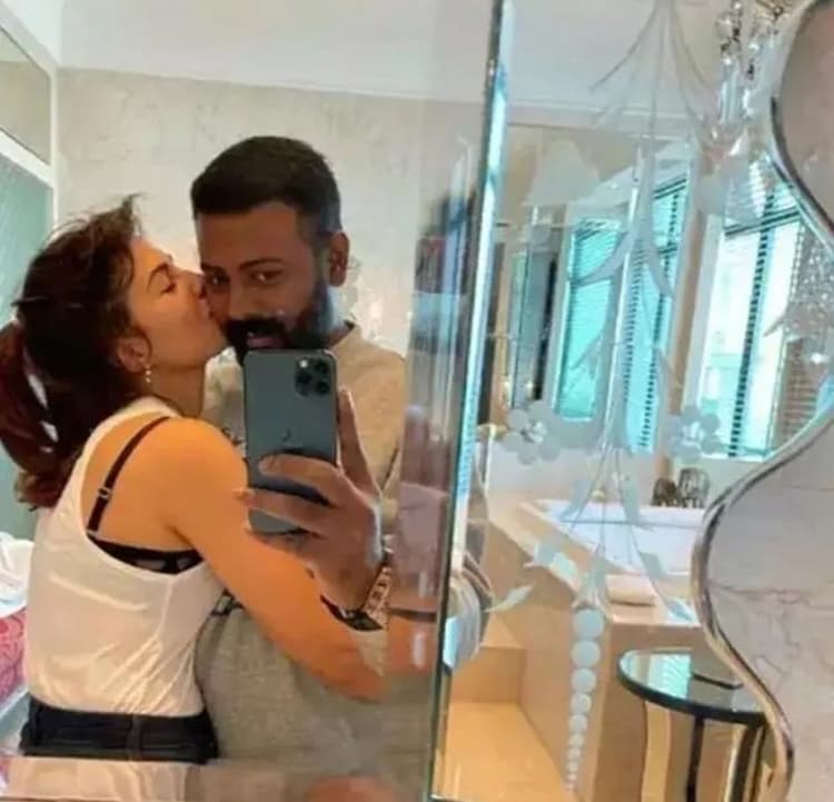 जैकलीन-सुकेश मामले में नया खुलासा, अमित शाह के नाम पर रैनबैक्सी के पूर्व प्रोमोटर की पत्नी से 200 करोड़ की ठगी