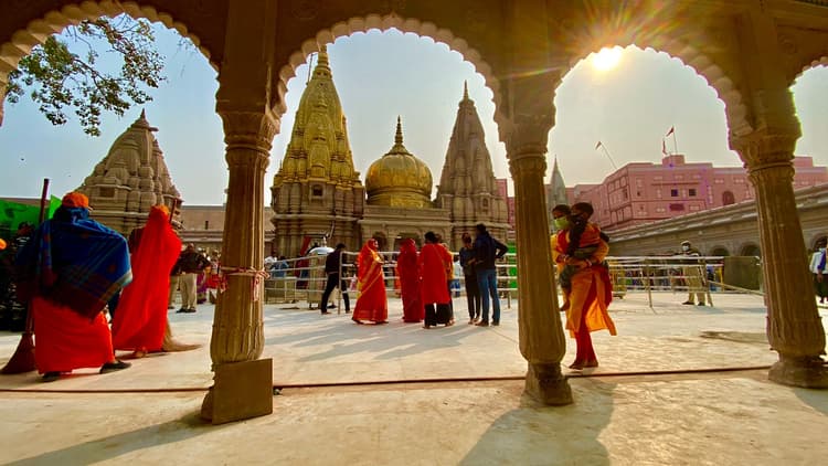 सपा MLC शतरुद्र प्रकाश भी काशी विश्वनाथ की भव्यता पर फिदा, सरकार से की यह मांग