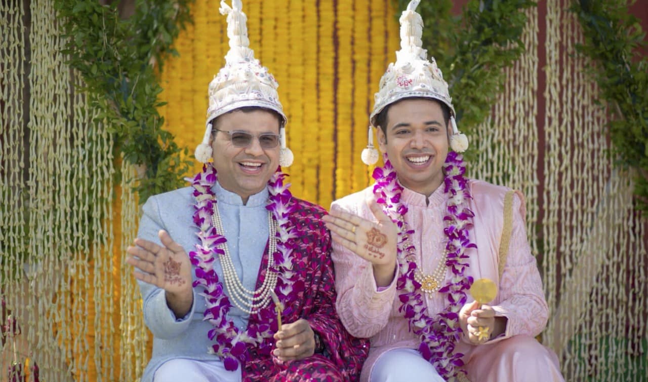 हैदराबाद में समलैंगिक जोड़े ने पूरे रस्मों रिवाज के साथ रचाई शादी, 8 साल से थे रिलेशन में