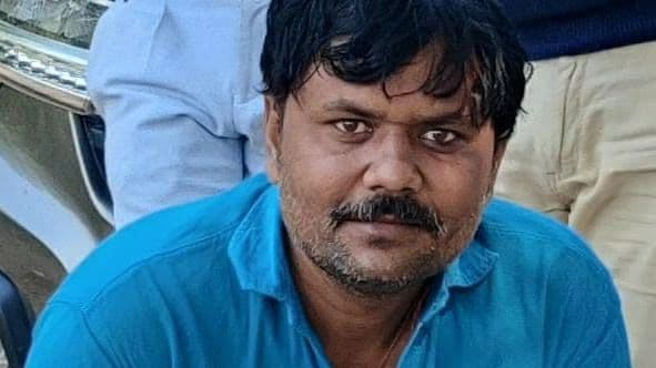 Varanasi News: पत्नी ने शराब के लिए पैसे देने से किया इनकार, पति ने बच्चे को पटक-पटककर मार डाला