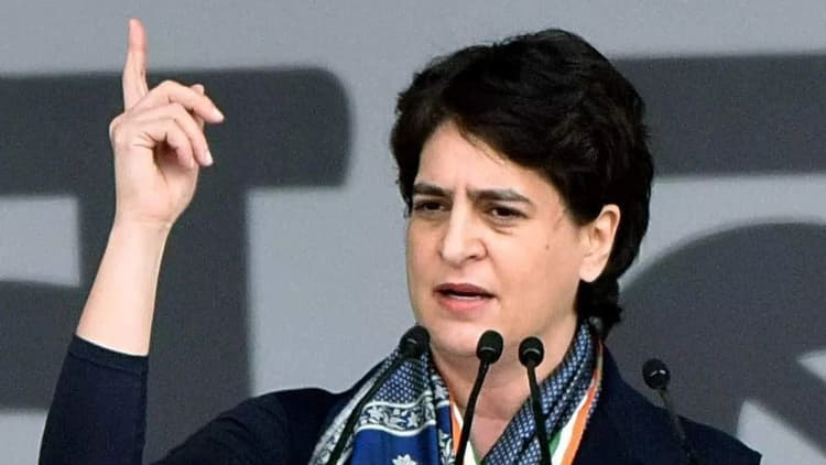 UP Election 2022: फिरोजाबाद में कल महिलाओं से संवाद करेंगी प्रियंका गांधी, तैयारी में जुटे कांग्रेसी