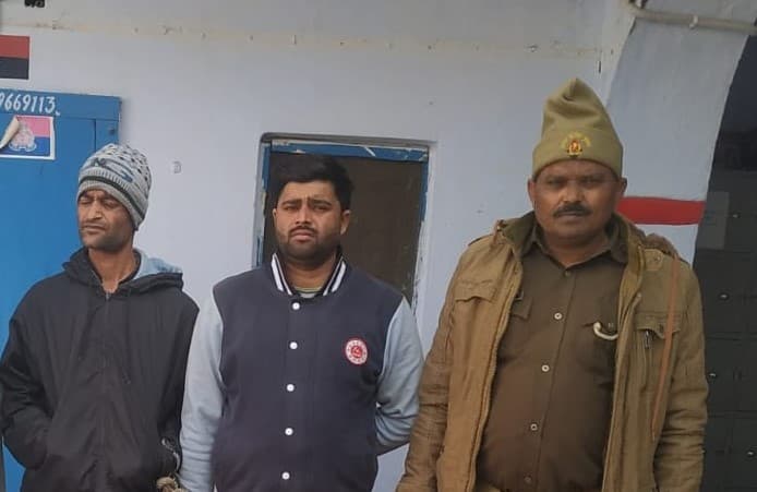 Bareilly News: बरेली में गोवंश चोरी कर गोकशी करने वाले दो आरोपी गिरफ्तार, उपकरण बरामद