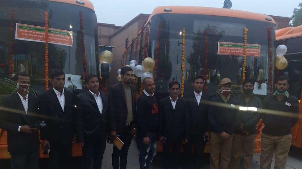 Aligarh News: अलीगढ़ को मिली पांच इलेक्ट्रिक बसें, जल्द इन रूटों पर आएंगी नजर