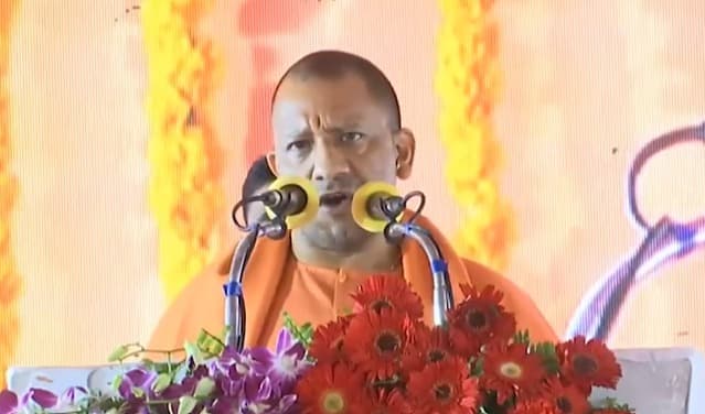 UP Election 2022: अयोध्या में समाजवादी पार्टी पर जमकर बरसे सीएम योगी, समझाया 'रामराज्य' का मतलब