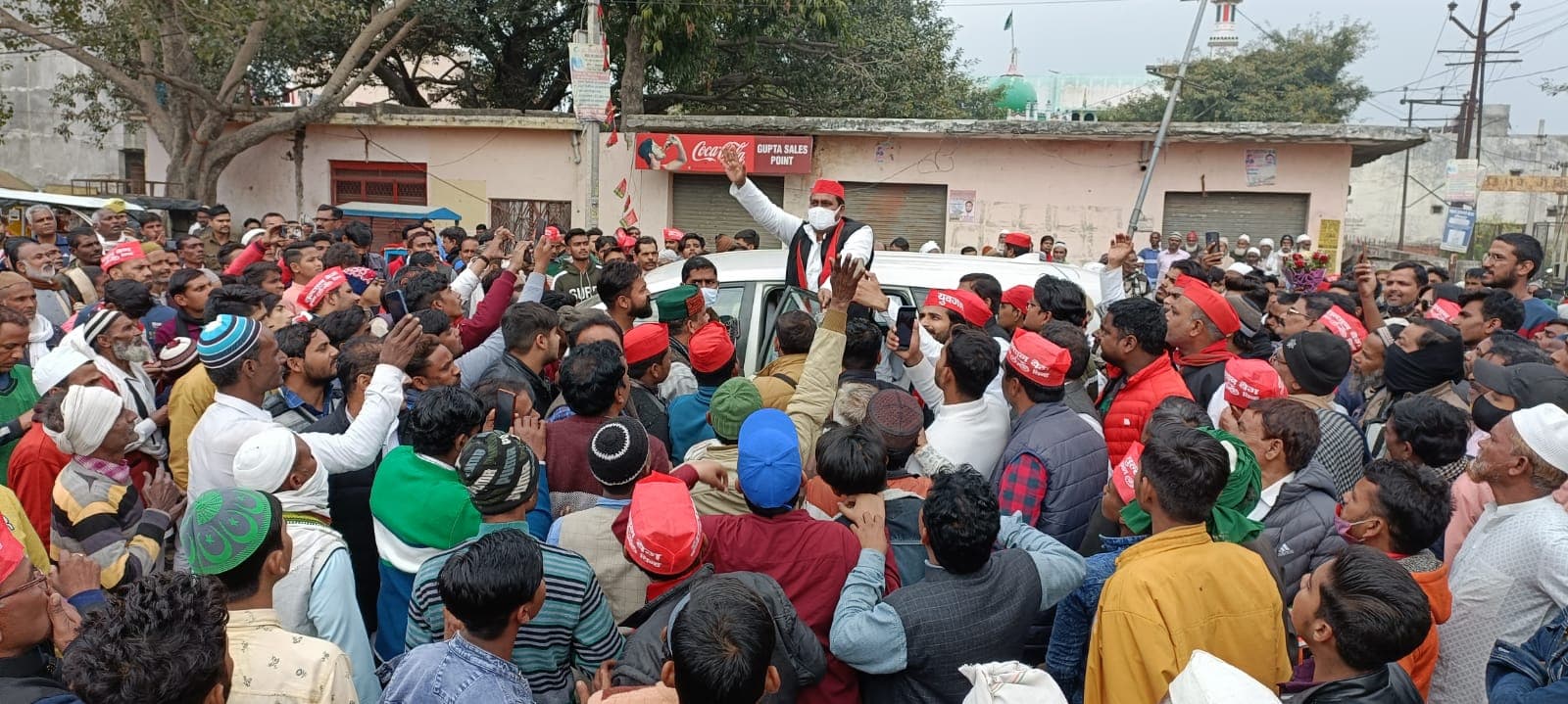 UP Election 2022: बरेली में सपा MLC राजपाल कश्यप बोले- भाजपा में पिछड़ों को गुलाम बनाकर रखा जाता है