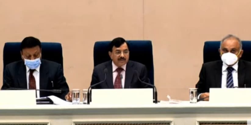 UP Chunav 2022: यूपी में कोरोना संकट के बीच चुनावी शंखनाद, जानें क्या है गाइड लाइन