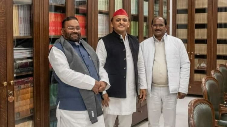 UP Chunav 2022: तिलहर विधायक रोशन लाल वर्मा ने बीजेपी को कहा अलविदा, जानें कैसा रहा अब तक का सियासी सफर