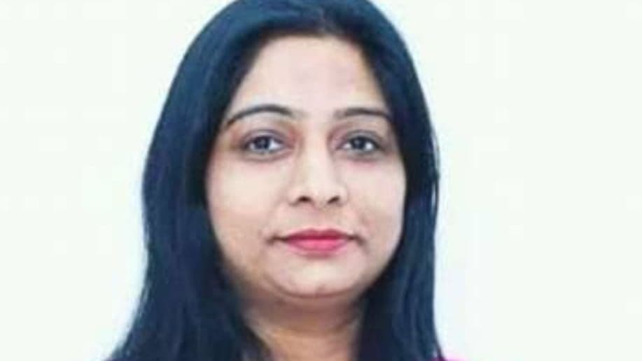 बदायूं की बीजेपी सांसद संघमित्रा मौर्य ने फेसबुक पर लिखी दर्द भरी पोस्ट, पिता को बताया अभिमान और हीरो