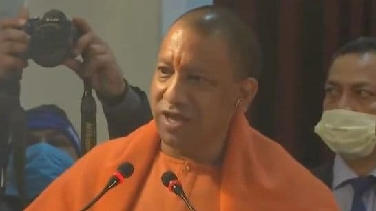 UP Election 2022: आगरा में CM योगी आदित्यनाथ ने सपा को घेरा, बोले- विपक्ष ने हमेशा सैफई का ही किया विकास