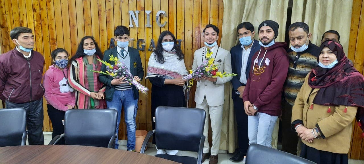 PM Modi ने अलीगढ़ के राष्ट्रीय बाल पुरस्कार विजेताओं को दिया डिजिटल प्रमाणपत्र, डीएम ने दी शुभकामनाएं