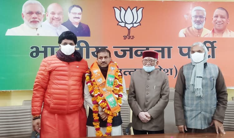 बरेली: बिजेंद्र सिंह का 15 दिन में ही बसपा से मोहभंग, टिकट ने मिलने पर भाजपा में शामिल