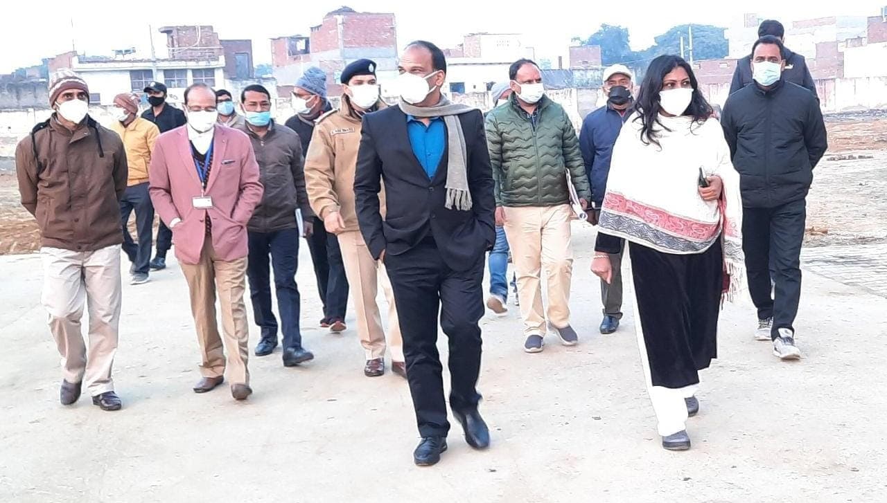 UP Chunav 2022: चुनाव आयोग ने अलीगढ़ में बदले प्रेक्षक, अब ये हैं नए प्रेक्षक