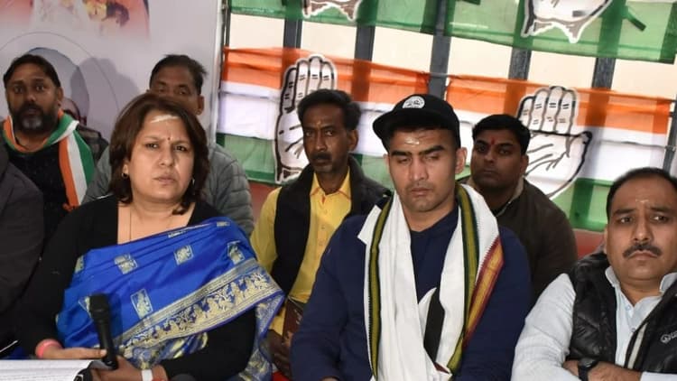 UP Election 2022: युवाओं के भविष्य के साथ खिलवाड़ कर रही बीजेपी- कांग्रेस प्रवक्ता सुप्रिया श्रीनेत