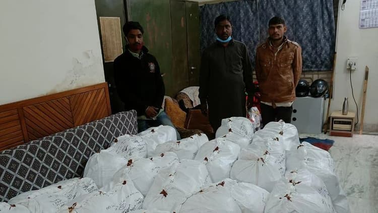 वाराणसी में DRI टीम को मिली बड़ी सफलता, एक करोड़ रुपये के गांजे के साथ तीन युवकों को किया गिरफ्तार