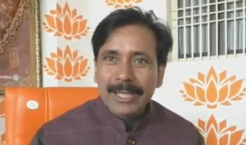 UP Election 2022: ओम प्रकाश राजभर यूपी में कहीं से भी चुनाव लड़ें, उनकी जमानत जब्त होनी तय है- अनिल राजभर