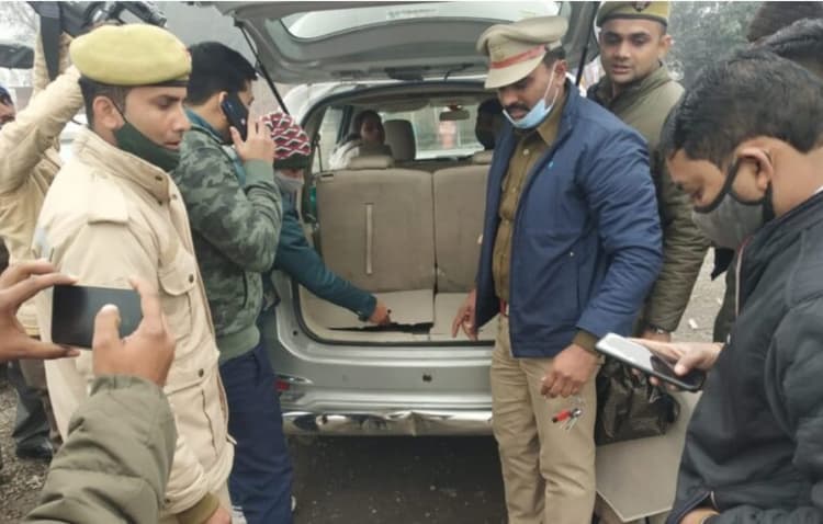 बरेली में पश्चिम बंगाल के तीन लोगों से 2.5 करोड़ का सोना बरामद, यहां रखा था छिपाकर