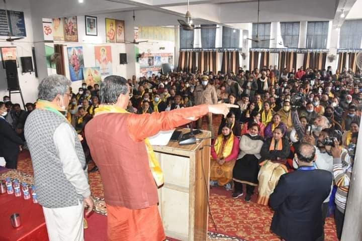 UP Chunav 2022: बरेली में डिप्टी सीएम दिनेश शर्मा बोले- इस बार झुमका बाजार में नहीं, कमल के फूल पर गिरेगा