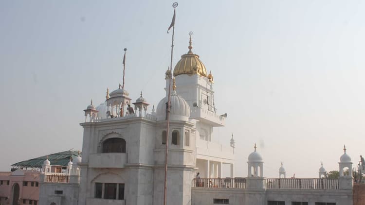 Varanasi News: संत रविदास जयंती पर सीर गोवर्धन गांव में लगेगा आस्था का कुंभ, इन नेताओं को मिला न्यौता