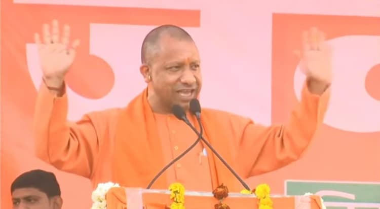UP Election 2022: हाथरस में CM योगी ने सपा पर साधा निशाना, कहा कानून व्यवस्था तब नहीं, अब है...