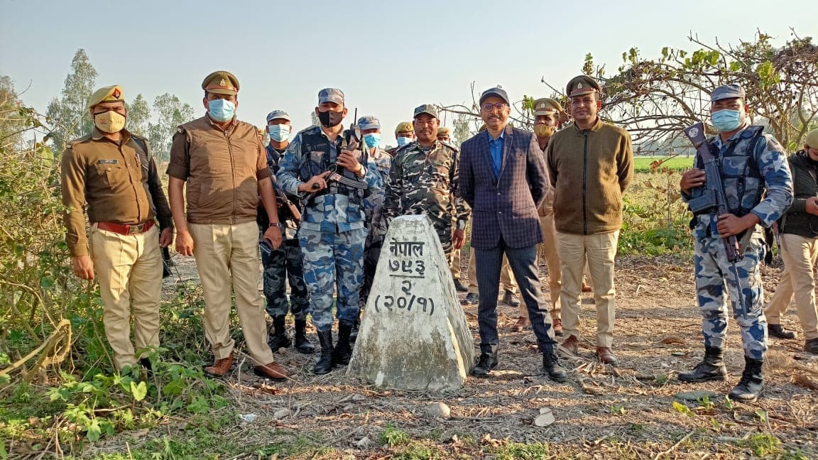 Bareilly News: पीलीभीत में मतदान से पहले नेपाल सीमा होगी सील, ADG ने बॉर्डर के गांवों का लिया जायजा