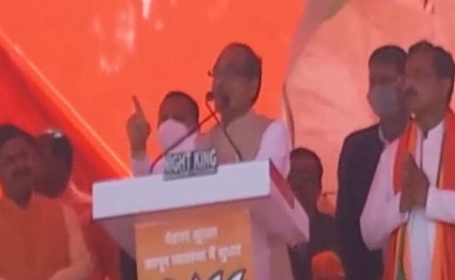 UP Chunav 2022: MP के CM शिवराज सिंह चौहान ने अखिलेश यादव को बताया औरंगजेब, समझाया BABA का मतलब