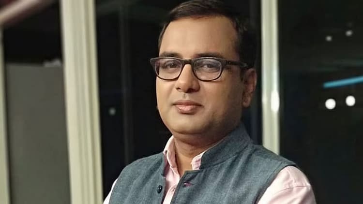 बिहार में शिक्षक अभ्यर्थियों के साथ खड़ी हुई कांग्रेस, सरकार से पूछा- बहाली के बदले लाठी क्यों?