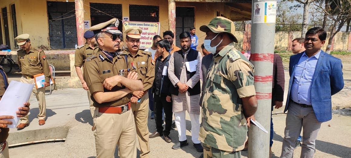 बरेली-रामपुर में मतगणना से पहले एडीजी ने स्ट्रांग रूम की सुरक्षा का लिया जायजा, कही यह बात