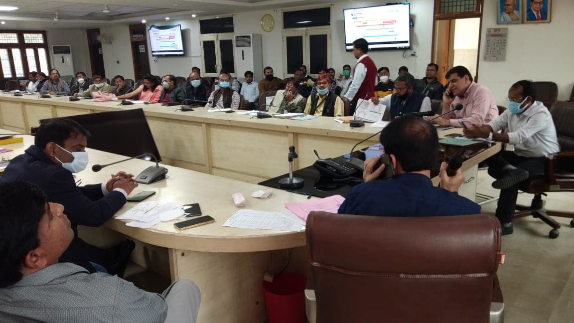 MLC Election 2022: अलीगढ़-हाथरस स्थानीय एमएलसी चुनाव के कार्यक्रम घोषित, 15 मार्च से नामांकन