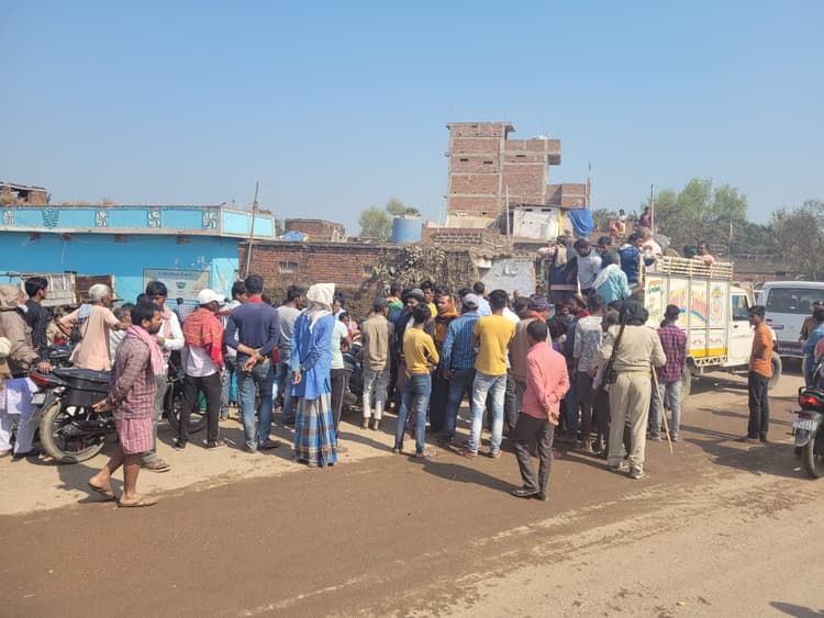 Bihar Crime News लड़के ने लड़की को लगाया सिंदूर, फिर पेड़ से लटककर दे दी जान