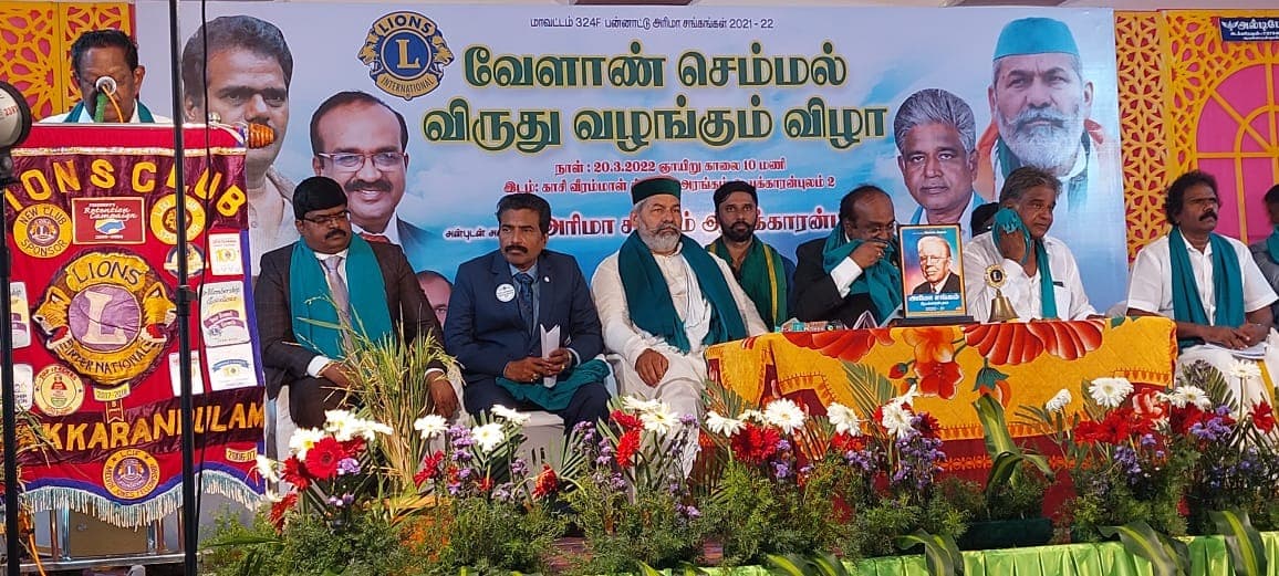 आसमान में कलाबाजियां खाने लगा विमान, तो राकेश टिकैत बोले- इसकी जांच होनी चाहिए, यूजर्स ने यूं लिए मजे