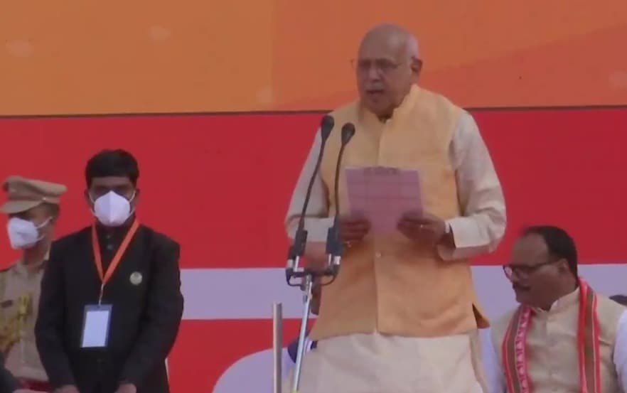 सूर्य प्रताप शाही ने कैबिनेट मंत्री में रूप में ली शपथ, ऐसा रहा है सियासी सफर