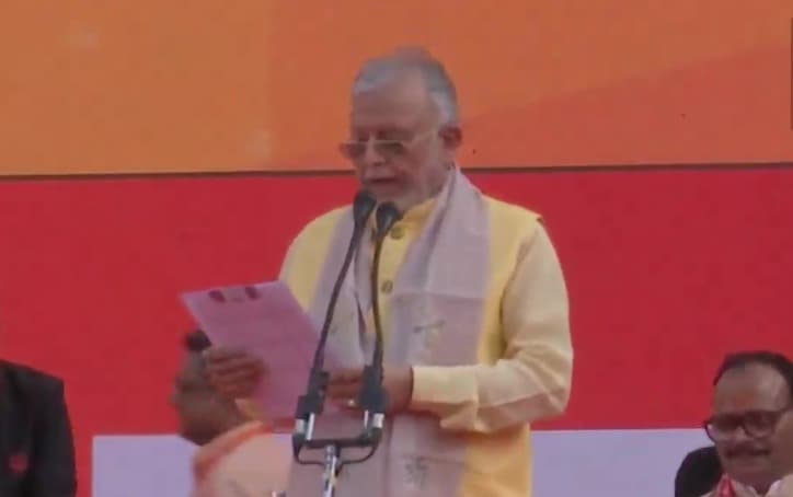 संशय खत्म, सुरेश कुमार खन्ना ने एक बार फिर कैबिनेट मंत्री के रूप में ली शपथ