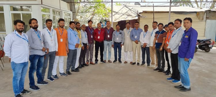 Prayagraj News: नेशनल जर्नलिस्ट एसोसिएशन का वार्षिक सम्मेलन 14 अप्रैल को, बैठक में लिए गए अहम निर्णय