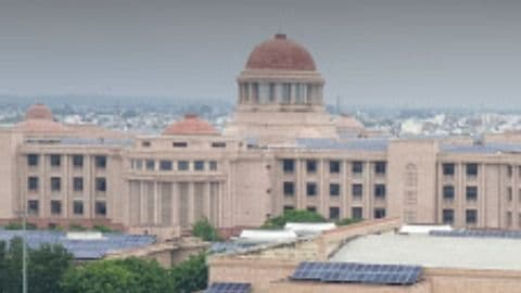 Lucknow: सीएम योगी पर अभद्र टिप्पणी मामले में शिरीष कुंदर की मुश्किलें बढ़ी, हाई कोर्ट ने दिया ये आदेश...